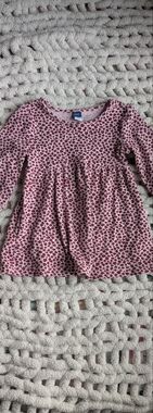 Old Navy Pink Top with Dark Pink Spot Print